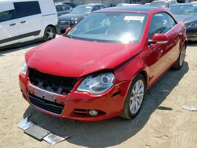 WVWFA71F77V029706 - 2007 VOLKSWAGEN EOS 2.0T L RED photo 2