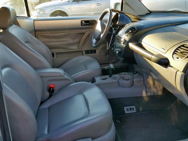 3VWCD21Y33M325452 - 2003 VOLKSWAGEN NEW BEETLE SILVER photo 5