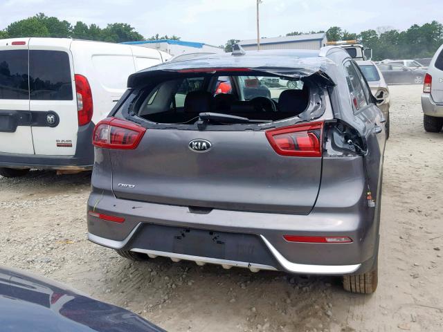 KNDCC3LC3H5036131 - 2017 KIA NIRO EX GRAY photo 9