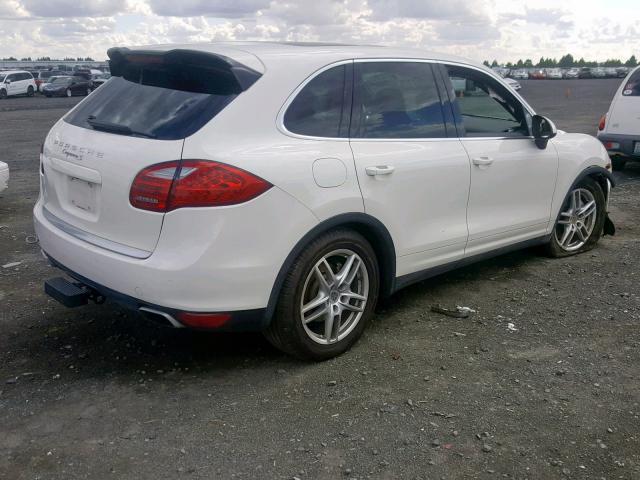 WP1AB2A27BLA50131 - 2011 PORSCHE CAYENNE S WHITE photo 4