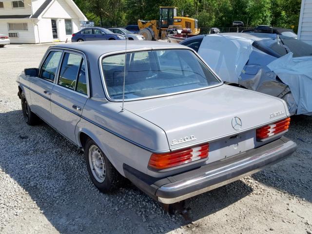 WDBAB23A1DB402505 - 1983 MERCEDES-BENZ 240 D GRAY photo 3