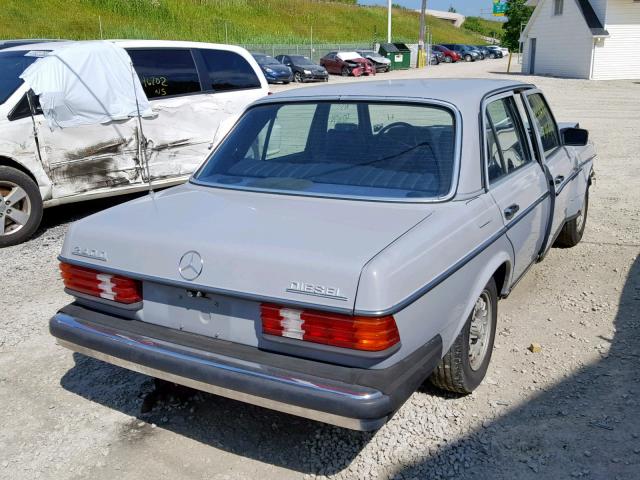 WDBAB23A1DB402505 - 1983 MERCEDES-BENZ 240 D GRAY photo 4