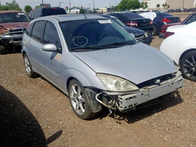 3FAHP30504R106231 - 2004 FORD FOCUS ZX5 SILVER photo 1