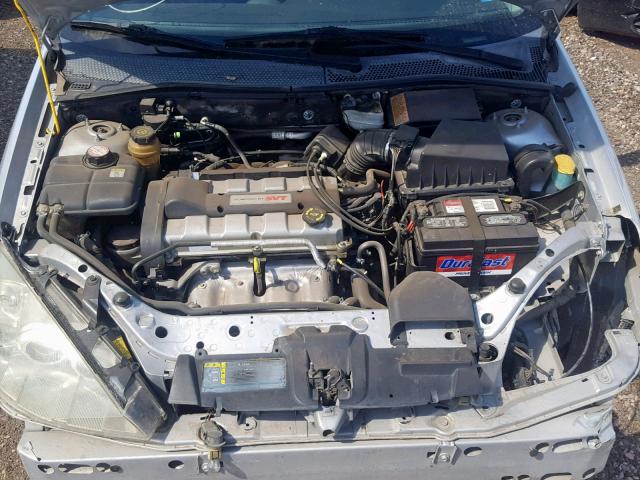 3FAHP30504R106231 - 2004 FORD FOCUS ZX5 SILVER photo 7