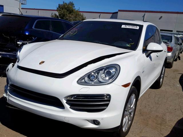 WP1AE2A2XELA50930 - 2014 PORSCHE CAYENNE S WHITE photo 2