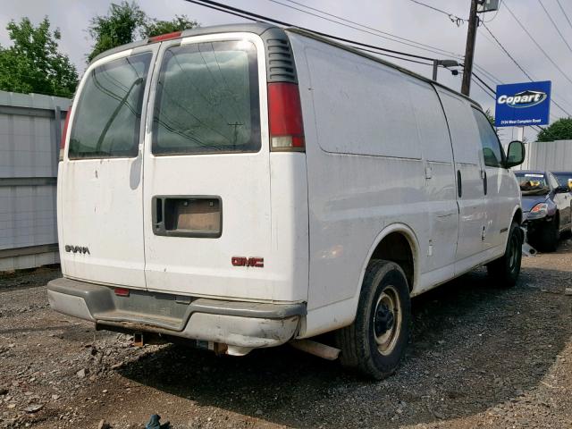 1GTHG35R3Y1200383 - 2000 GMC SAVANA G35 WHITE photo 4