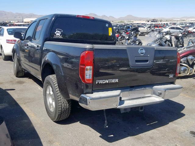 1N6AD07U18C412100 - 2008 NISSAN FRONTIER C BLACK photo 3