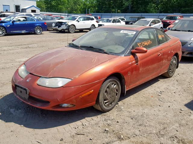 1G8ZR12712Z194236 - 2002 SATURN SC2 ORANGE photo 2