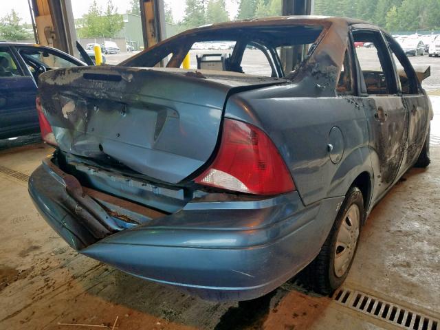 1FAFP33P81W326682 - 2001 FORD FOCUS LX BLUE photo 4