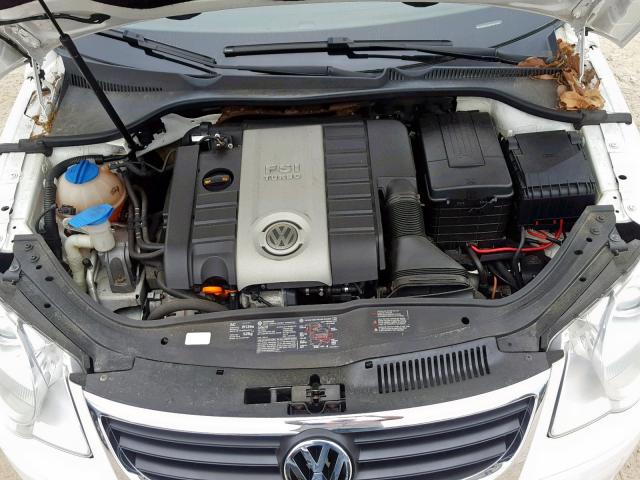 WVWFA71F57V011818 - 2007 VOLKSWAGEN EOS 2.0T L WHITE photo 7