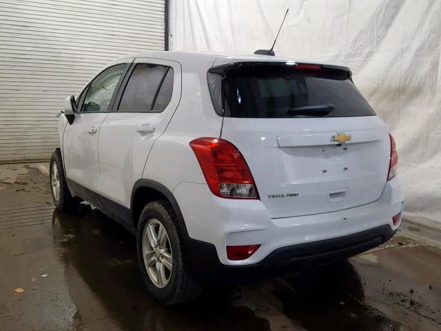 3GNCJNSB6HL270426 - 2017 CHEVROLET TRAX LS WHITE photo 3