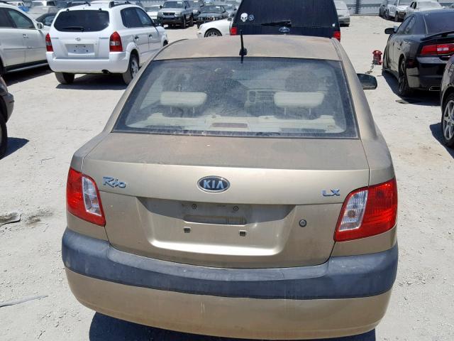 KNADE123066152055 - 2006 KIA RIO TAN photo 9