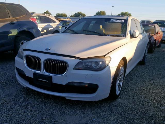 WBAKA8C57CDX01236 - 2012 BMW 750 I WHITE photo 2