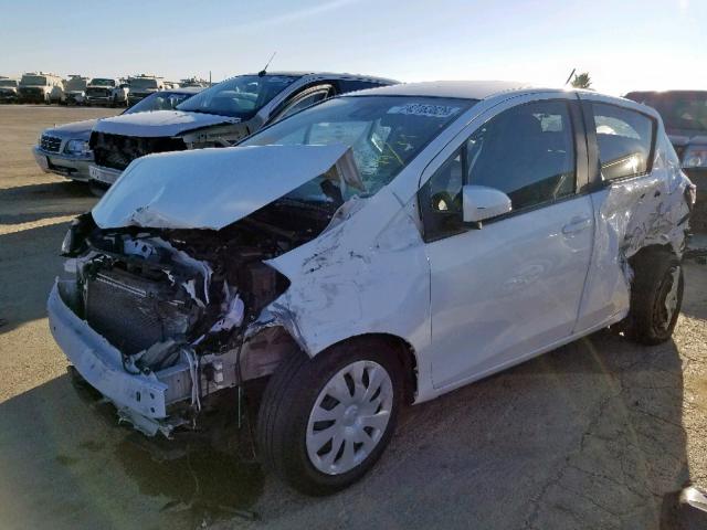 VNKKTUD30HA079839 - 2017 TOYOTA YARIS L WHITE photo 2