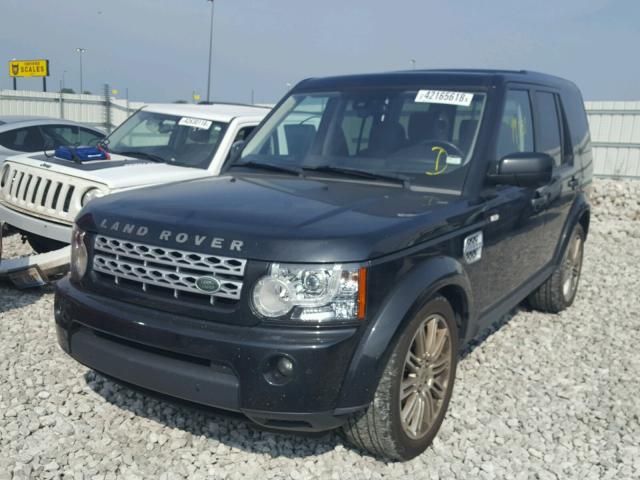 SALAK2D47BA592672 - 2011 LAND ROVER LR4 HSE LU BLACK photo 2