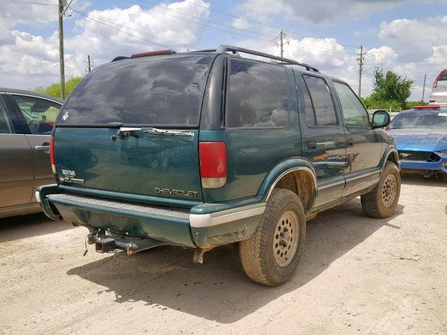 1GNDT13W3T2250718 - 1996 CHEVROLET BLAZER GREEN photo 4