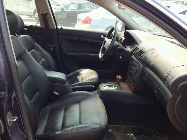 WVWYH63B72E208796 - 2002 VOLKSWAGEN PASSAT GLX 蓝色 照片 5