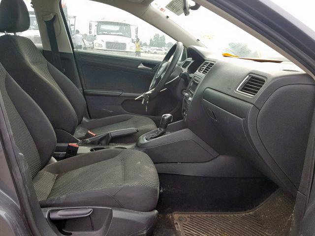 3VW2K7AJ8DM350088 - 2013 VOLKSWAGEN JETTA BASE GRAY photo 5