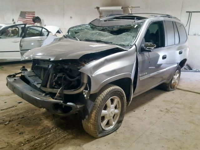 1GKDT13S762313639 - 2006 GMC ENVOY SILVER photo 2