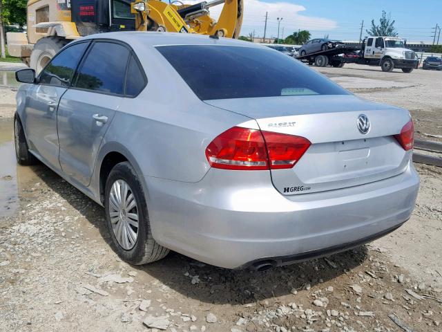 1VWAT7A30EC120008 - 2014 VOLKSWAGEN PASSAT S SILVER photo 3