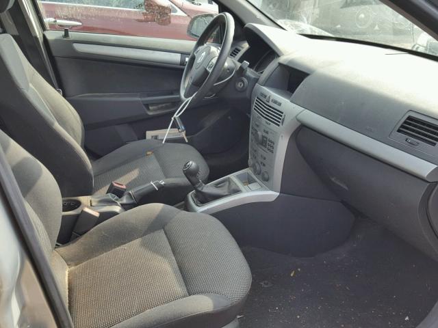 W08AT671285048491 - 2008 SATURN ASTRA XR SILVER photo 5