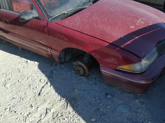 1G4NV55MXSC446640 - 1995 BUICK SKYLARK GR RED photo 9