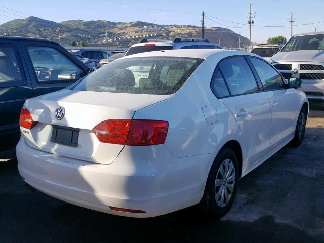 3VW2K7AJ8DM305314 - 2013 VOLKSWAGEN JETTA BASE WHITE photo 4