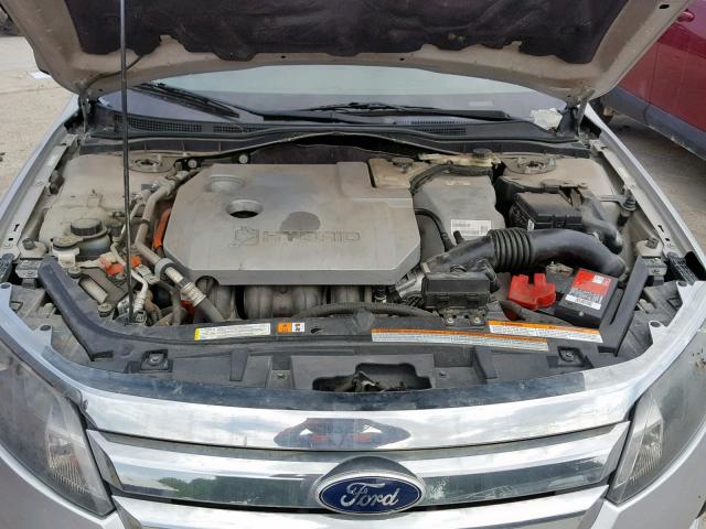 3FADP0L35AR406608 - 2010 FORD FUSION HYB WHITE photo 7