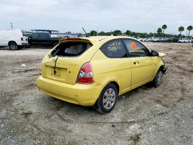 KMHCM36CX8U089886 - 2008 HYUNDAI ACCENT GS YELLOW photo 4