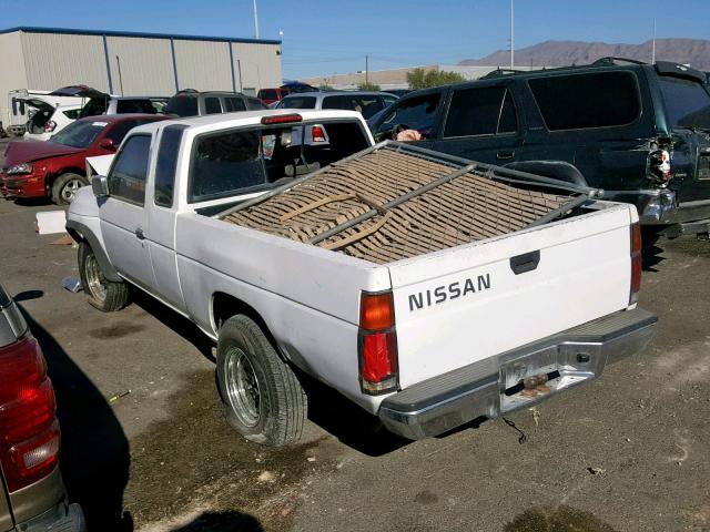 1N6SD16Y8VC324543 - 1997 NISSAN TRUCK KING WHITE photo 3