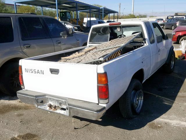 1N6SD16Y8VC324543 - 1997 NISSAN TRUCK KING WHITE photo 4