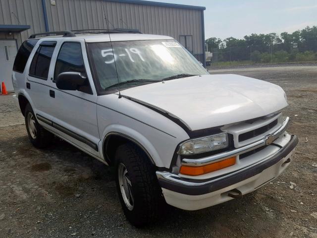 1GNDT13W21K258368 - 2001 CHEVROLET BLAZER WHITE photo 1