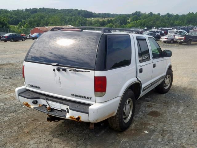 1GNDT13W21K258368 - 2001 CHEVROLET BLAZER WHITE photo 4