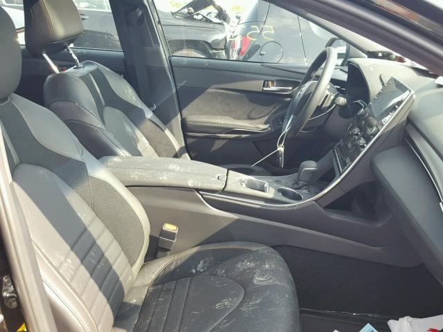 4T1BZ1FB6KU007667 - 2019 TOYOTA AVALON XLE 黑色 照片 5