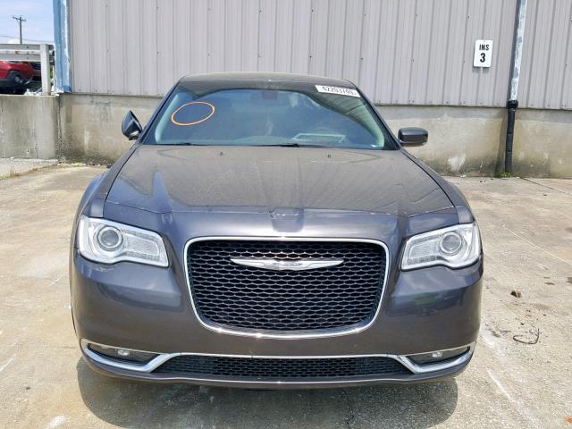 2C3CCARG4FH736667 - 2015 CHRYSLER 300 LIMITE GRAY photo 9