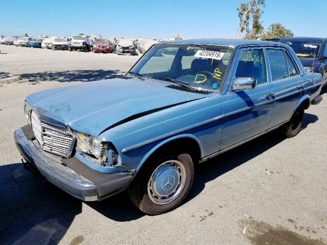 WDBAB23A8DB389042 - 1983 MERCEDES-BENZ 240 D BLUE photo 2