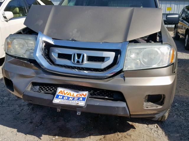 5FNYF48259B051832 - 2009 HONDA PILOT LX GOLD photo 7