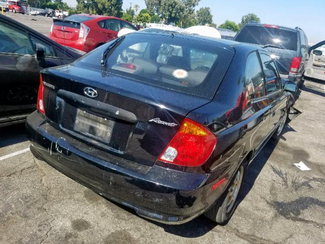 KMHCG35C04U300001 - 2004 HYUNDAI ACCENT GL BLACK photo 4