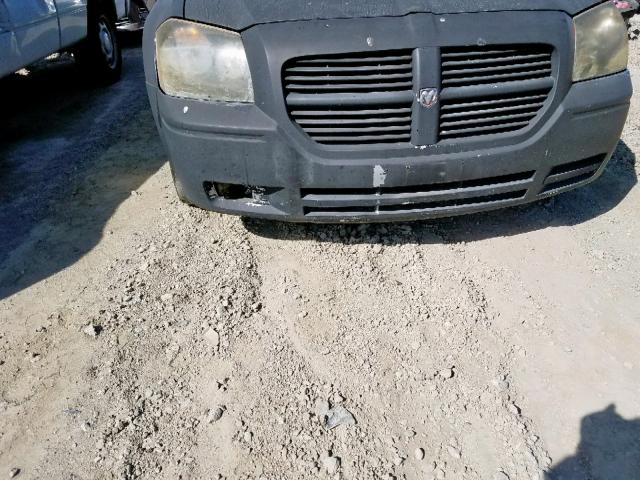 2D4FV48T05H139729 - 2005 DODGE MAGNUM SE BLACK photo 9