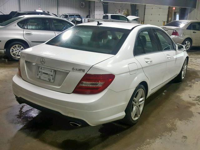 WDDGF8AB9DR299197 - 2013 MERCEDES-BENZ C 300 4MAT WHITE photo 4