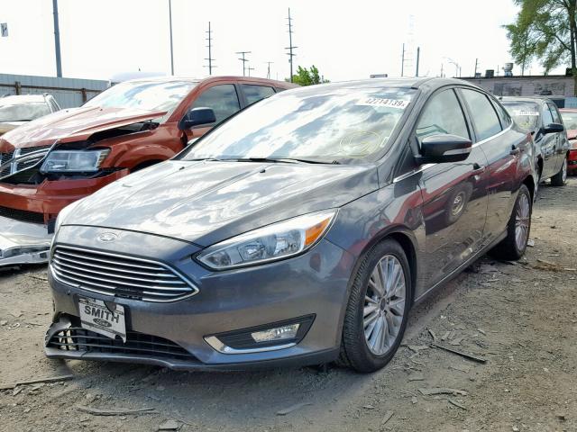 1FADP3J2XHL203024 - 2017 FORD FOCUS TITA GRAY photo 2