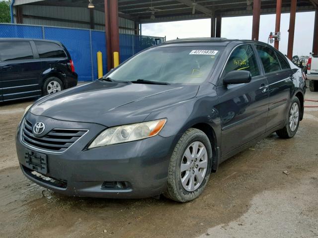 4T1BK46K17U548316 - 2007 TOYOTA CAMRY NEW GRAY photo 2