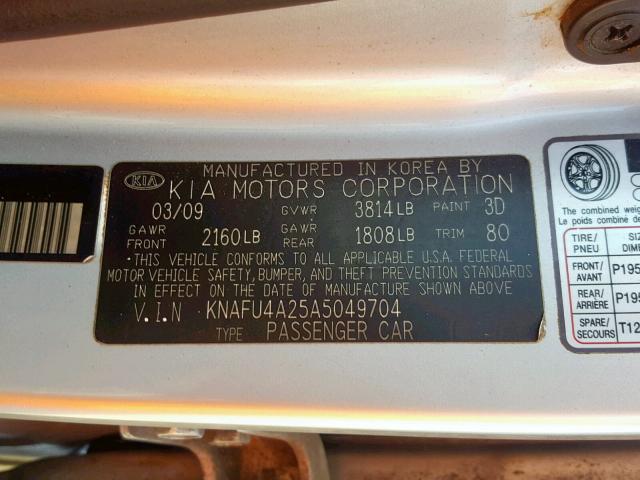 KNAFU4A25A5049704 - 2010 KIA FORTE EX SILVER photo 10