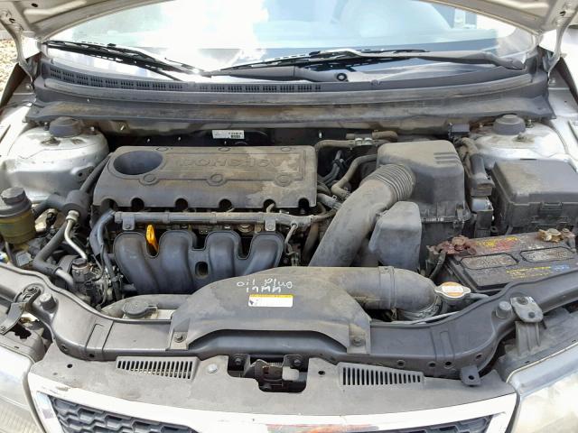 KNAFU4A25A5049704 - 2010 KIA FORTE EX SILVER photo 7