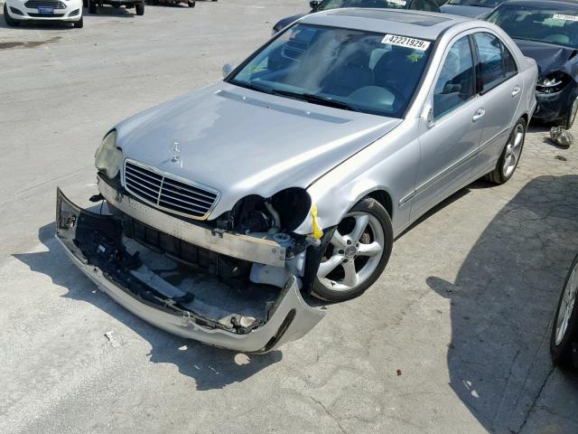 WDBRF40J04F486753 - 2004 MERCEDES-BENZ C 230K SPO SILVER photo 2