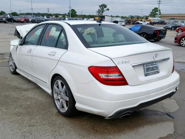 WDDGF4HBXEA961173 - 2014 MERCEDES-BENZ C 250 WHITE photo 3