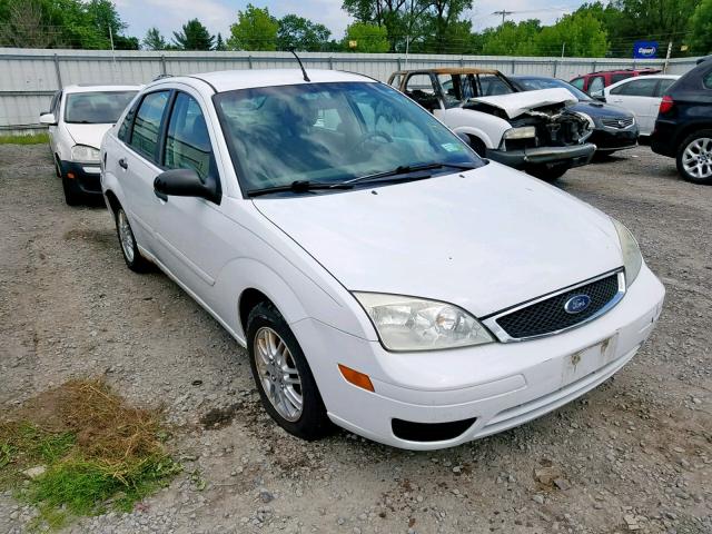 1FAFP34N07W272865 - 2007 FORD FOCUS ZX4 WHITE photo 1