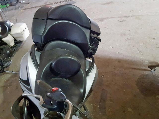 5VPSW36N4B3008035 - 2011 VICTORY MOTORCYCLES VISION TOU SILVER photo 6