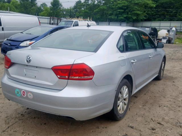 1VWAP7A37DC063888 - 2013 VOLKSWAGEN PASSAT S SILVER photo 4