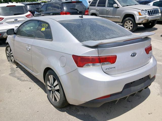 KNAFU6A23D5671167 - 2013 KIA FORTE EX SILVER photo 3